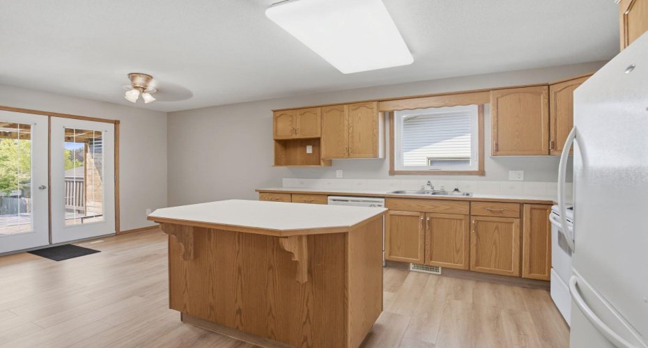 51 Duston Street, Red Deer, Alberta T4R 2K4, 5 Bedrooms Bedrooms, ,3 BathroomsBathrooms,Residential,For Sale,Duston,A2328750