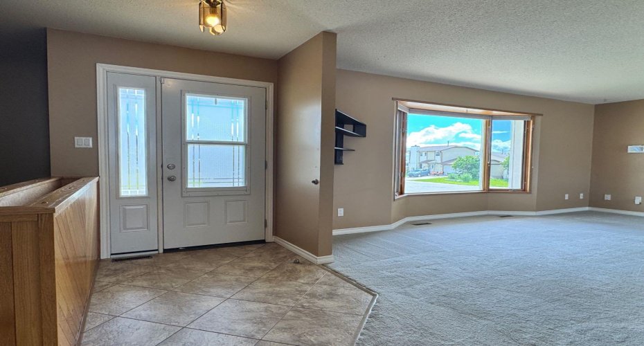 11300 110 Avenue Crescent, Fairview, Alberta T0H 1L0, 4 Bedrooms Bedrooms, ,2 BathroomsBathrooms,Residential,For Sale,110,A2328756