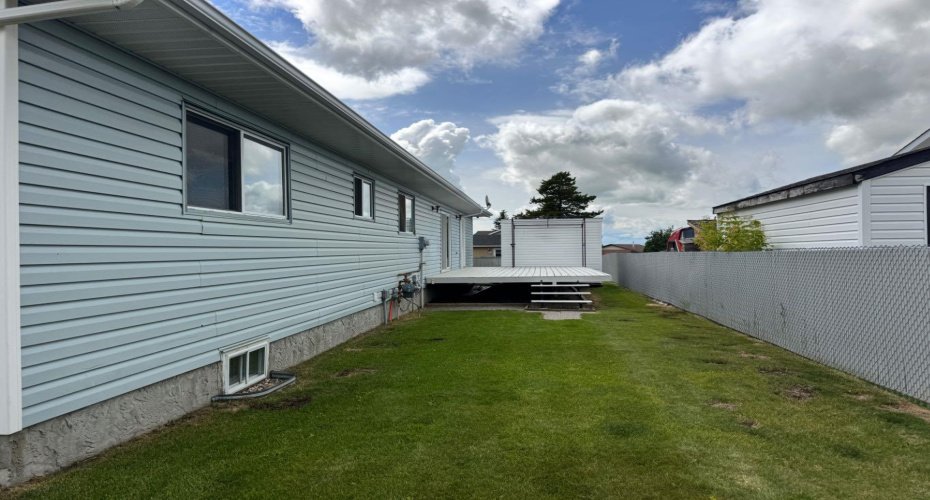 11300 110 Avenue Crescent, Fairview, Alberta T0H 1L0, 4 Bedrooms Bedrooms, ,2 BathroomsBathrooms,Residential,For Sale,110,A2328756