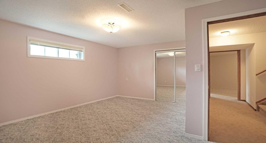 63 Lu-Dor Close, Brooks, Alberta T1R 1G2, 3 Bedrooms Bedrooms, ,3 BathroomsBathrooms,Residential,For Sale,Lu-Dor,A2328792