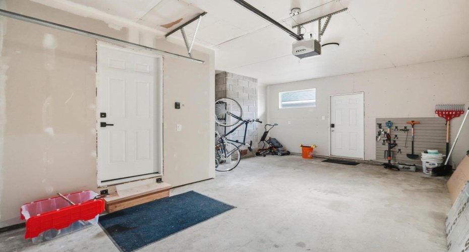 2924 Lathom Crescent, Calgary, Alberta T3E 5W7, 3 Bedrooms Bedrooms, ,2 BathroomsBathrooms,Residential,For Sale,Lathom,A2328796