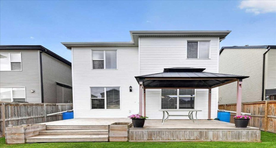 18 Copperstone Drive, Calgary, Alberta T2Z 0P2, 3 Bedrooms Bedrooms, ,3 BathroomsBathrooms,Residential,For Sale,Copperstone,A2328839