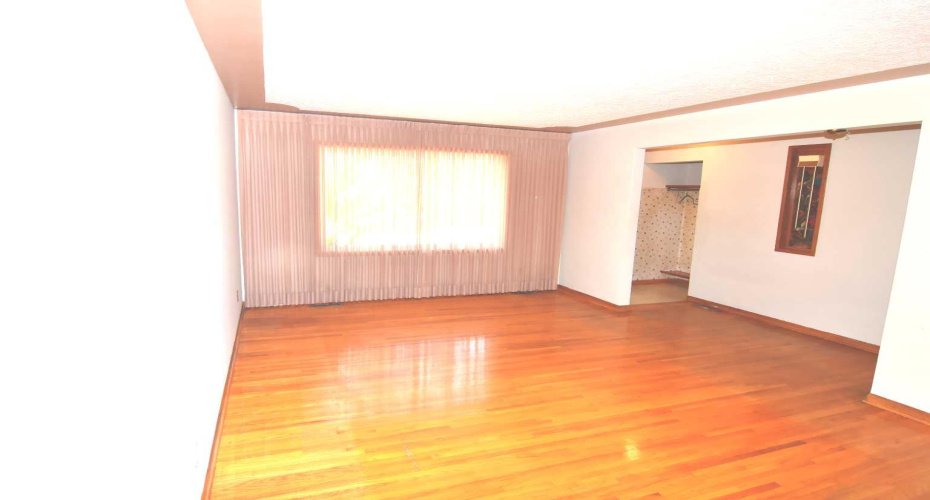 Living Room with hardwood Floors