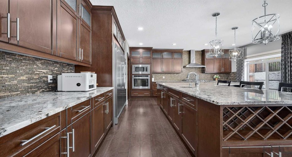 36 Rockyvale Green, Calgary, Alberta T3G 0E3, 5 Bedrooms Bedrooms, ,4 BathroomsBathrooms,Residential,For Sale,Rockyvale,A2328863