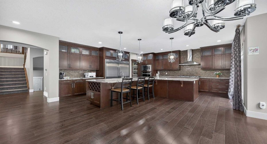36 Rockyvale Green, Calgary, Alberta T3G 0E3, 5 Bedrooms Bedrooms, ,4 BathroomsBathrooms,Residential,For Sale,Rockyvale,A2328863