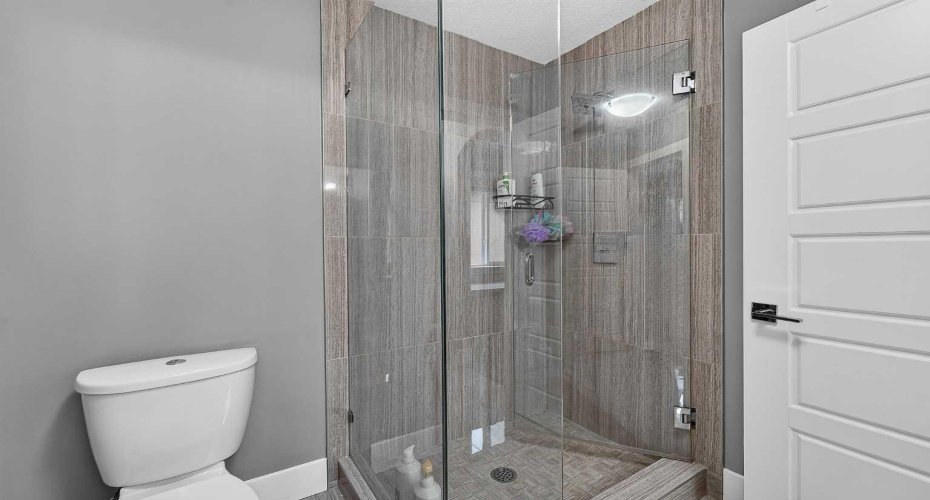 36 Rockyvale Green, Calgary, Alberta T3G 0E3, 5 Bedrooms Bedrooms, ,4 BathroomsBathrooms,Residential,For Sale,Rockyvale,A2328863