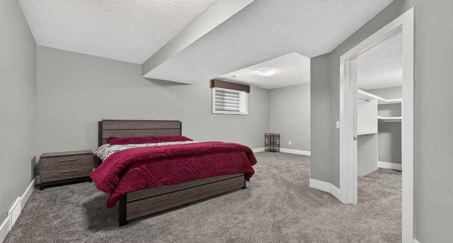 36 Rockyvale Green, Calgary, Alberta T3G 0E3, 5 Bedrooms Bedrooms, ,4 BathroomsBathrooms,Residential,For Sale,Rockyvale,A2328863