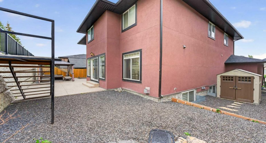 36 Rockyvale Green, Calgary, Alberta T3G 0E3, 5 Bedrooms Bedrooms, ,4 BathroomsBathrooms,Residential,For Sale,Rockyvale,A2328863