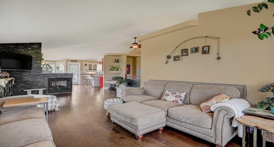 714072 Range Road 73, Rural Grande Prairie No. 1, County of, Alberta T8W5J7, 4 Bedrooms Bedrooms, ,3 BathroomsBathrooms,Residential,For Sale,Range Road 73,A2328869