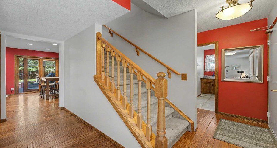 75 Deerbrook Road, Calgary, Alberta T2J 6G5, 4 Bedrooms Bedrooms, ,3 BathroomsBathrooms,Residential,For Sale,Deerbrook,A2328881