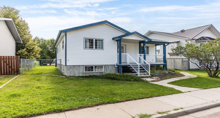 367 Woodman Avenue, Medicine Hat, Alberta T1A 8T6, 4 Bedrooms Bedrooms, ,2 BathroomsBathrooms,Residential,For Sale,Woodman,A2328885