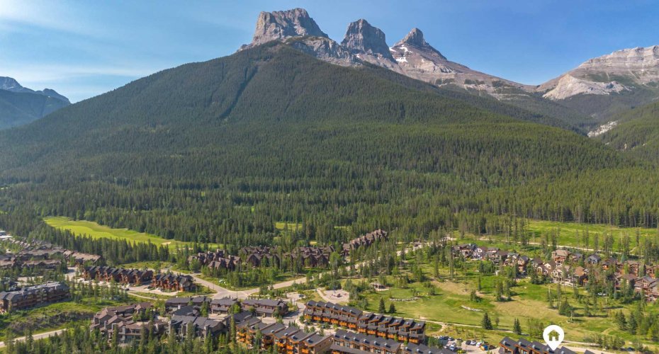 407 Riva Place, Canmore, Alberta T1W 3L4, 2 Bedrooms Bedrooms, ,3 BathroomsBathrooms,Residential,For Sale,Riva,A2328900