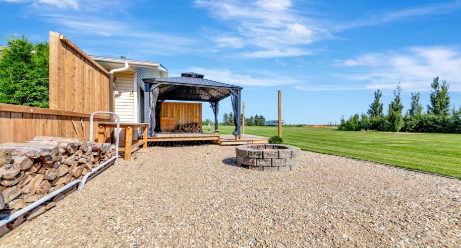 48541 Range Road 3263, Rural, Saskatchewan S0M 1R0, 4 Bedrooms Bedrooms, ,2 BathroomsBathrooms,Residential,For Sale,Range Road 3263,A2328911