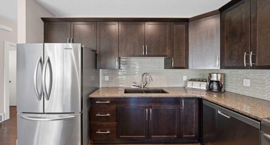 464 Quarry Villas, Calgary, Alberta T2C 5K1, 2 Bedrooms Bedrooms, ,4 BathroomsBathrooms,Residential,For Sale,Quarry,A2328940