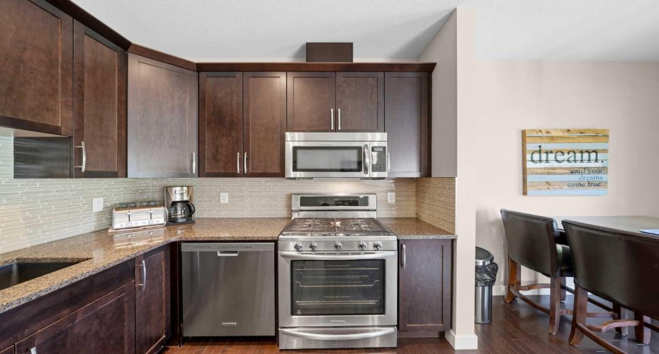464 Quarry Villas, Calgary, Alberta T2C 5K1, 2 Bedrooms Bedrooms, ,4 BathroomsBathrooms,Residential,For Sale,Quarry,A2328940