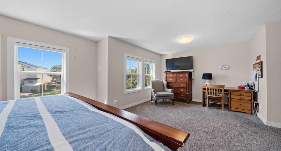 464 Quarry Villas, Calgary, Alberta T2C 5K1, 2 Bedrooms Bedrooms, ,4 BathroomsBathrooms,Residential,For Sale,Quarry,A2328940