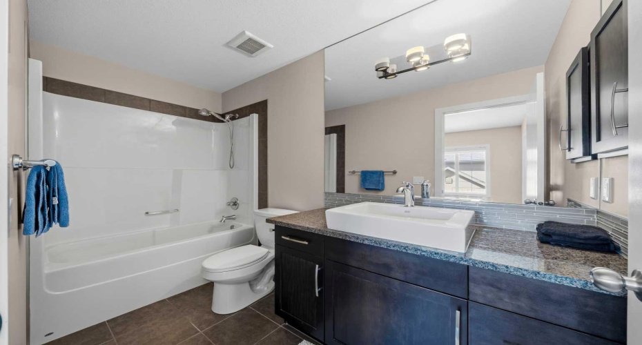 464 Quarry Villas, Calgary, Alberta T2C 5K1, 2 Bedrooms Bedrooms, ,4 BathroomsBathrooms,Residential,For Sale,Quarry,A2328940