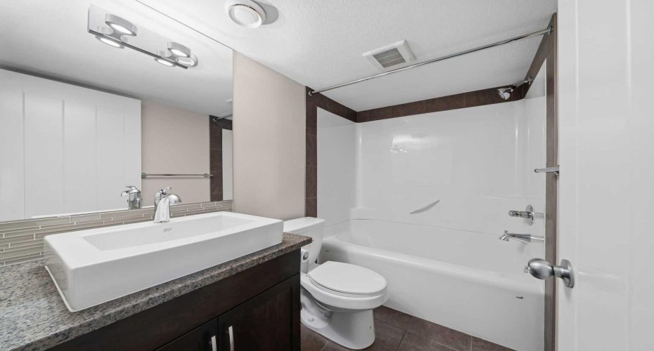 464 Quarry Villas, Calgary, Alberta T2C 5K1, 2 Bedrooms Bedrooms, ,4 BathroomsBathrooms,Residential,For Sale,Quarry,A2328940