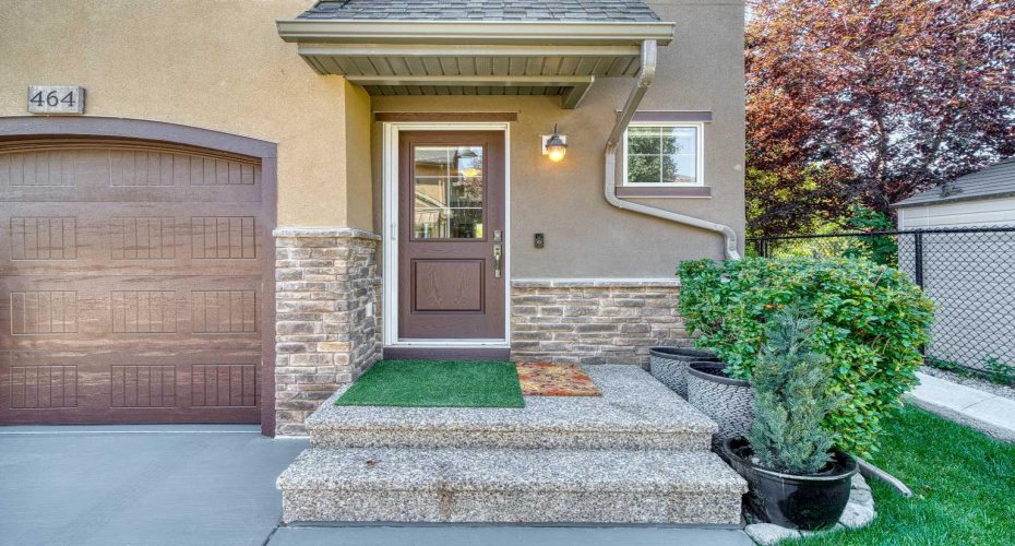 464 Quarry Villas, Calgary, Alberta T2C 5K1, 2 Bedrooms Bedrooms, ,4 BathroomsBathrooms,Residential,For Sale,Quarry,A2328940