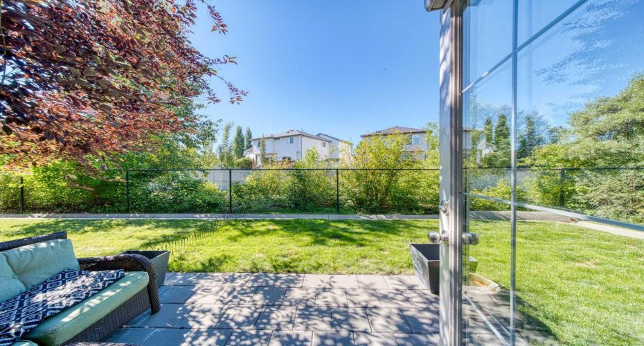 464 Quarry Villas, Calgary, Alberta T2C 5K1, 2 Bedrooms Bedrooms, ,4 BathroomsBathrooms,Residential,For Sale,Quarry,A2328940