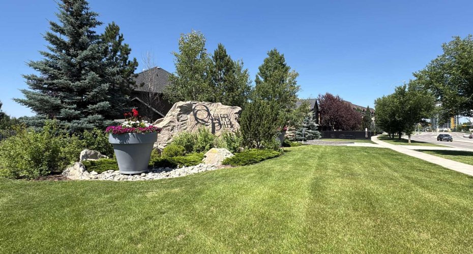 464 Quarry Villas, Calgary, Alberta T2C 5K1, 2 Bedrooms Bedrooms, ,4 BathroomsBathrooms,Residential,For Sale,Quarry,A2328940