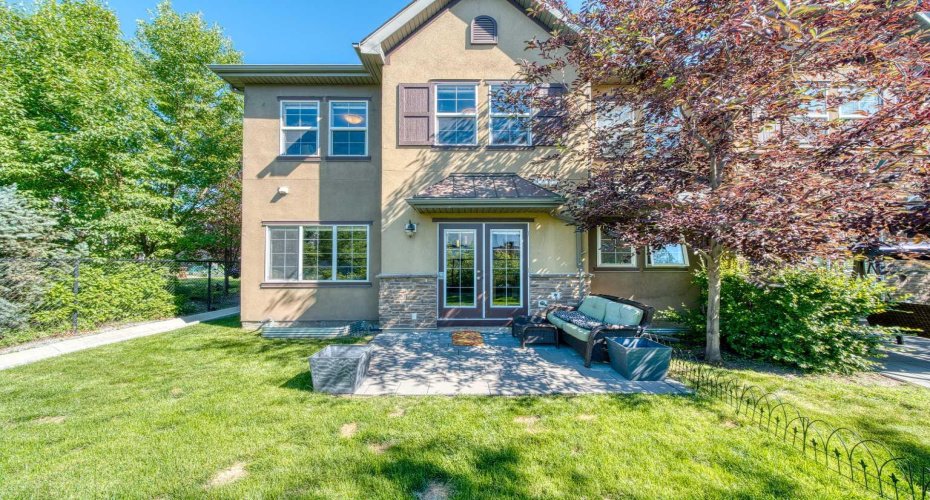 464 Quarry Villas, Calgary, Alberta T2C 5K1, 2 Bedrooms Bedrooms, ,4 BathroomsBathrooms,Residential,For Sale,Quarry,A2328940