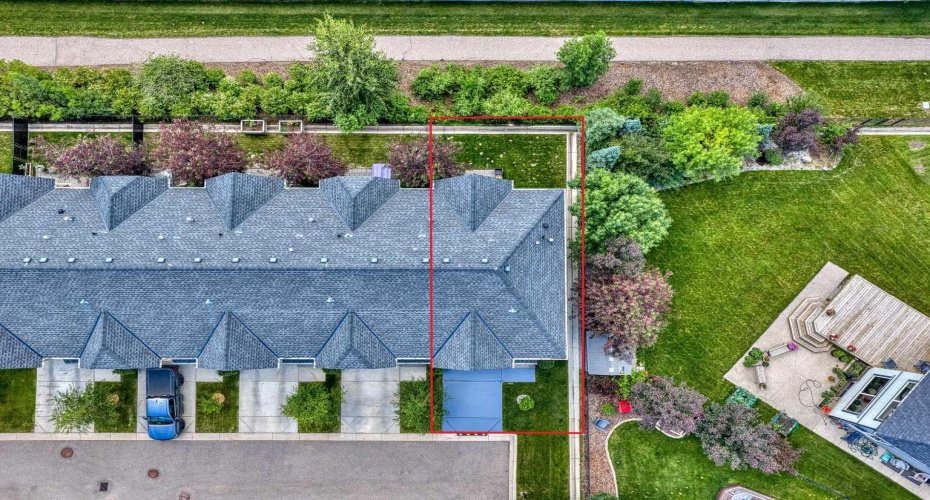 464 Quarry Villas, Calgary, Alberta T2C 5K1, 2 Bedrooms Bedrooms, ,4 BathroomsBathrooms,Residential,For Sale,Quarry,A2328940