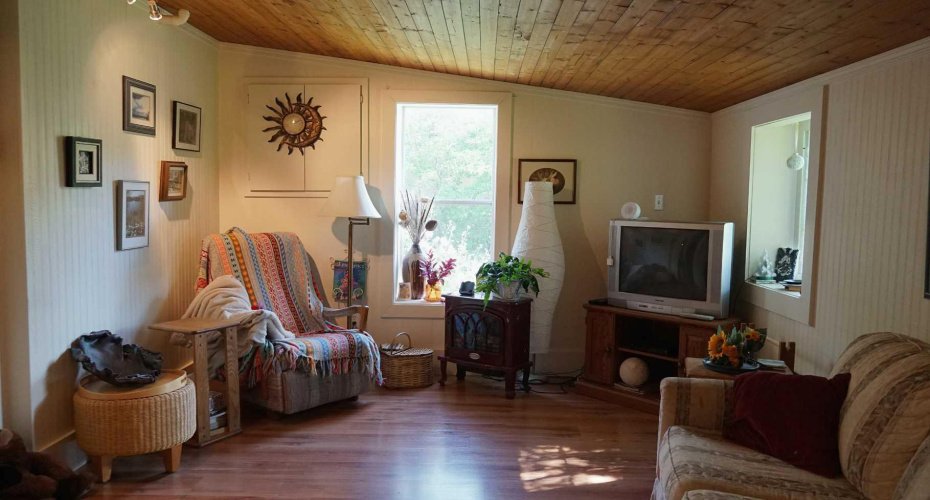 4716 49 Street, Mannville, Alberta T0B 2W0, 1 Bedroom Bedrooms, ,1 BathroomBathrooms,Residential,For Sale,49,A2328942