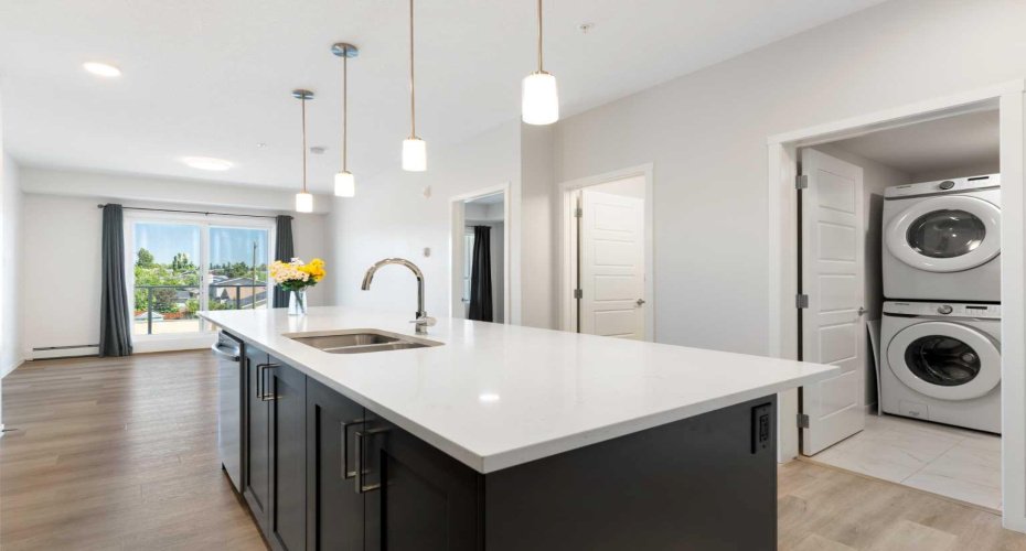 200 Harvest Hills Place, Calgary, Alberta T3K 2N3, 2 Bedrooms Bedrooms, ,2 BathroomsBathrooms,Residential,For Sale,Harvest Hills,A2328952