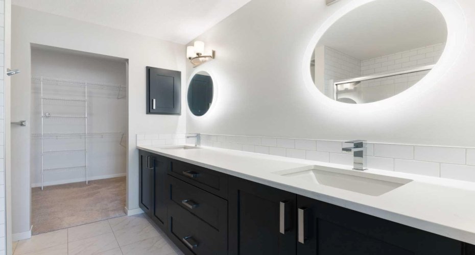 4pc Ensuite Bathroom