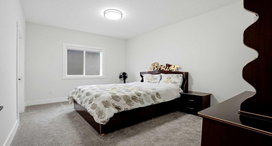 166 Kinniburgh Crescent, Chestermere, Alberta T1X 1Y1, 7 Bedrooms Bedrooms, ,5 BathroomsBathrooms,Residential,For Sale,Kinniburgh,A2328973