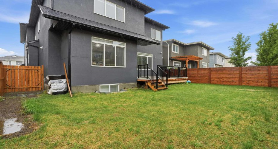 166 Kinniburgh Crescent, Chestermere, Alberta T1X 1Y1, 7 Bedrooms Bedrooms, ,5 BathroomsBathrooms,Residential,For Sale,Kinniburgh,A2328973