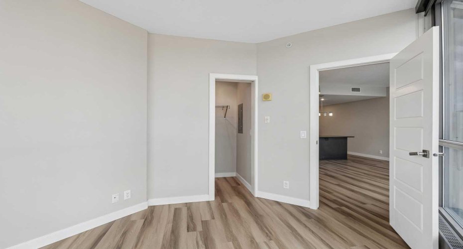225 11 Avenue, Calgary, Alberta T2G 0G3, 1 Bedroom Bedrooms, ,1 BathroomBathrooms,Residential,For Sale,11,A2328985