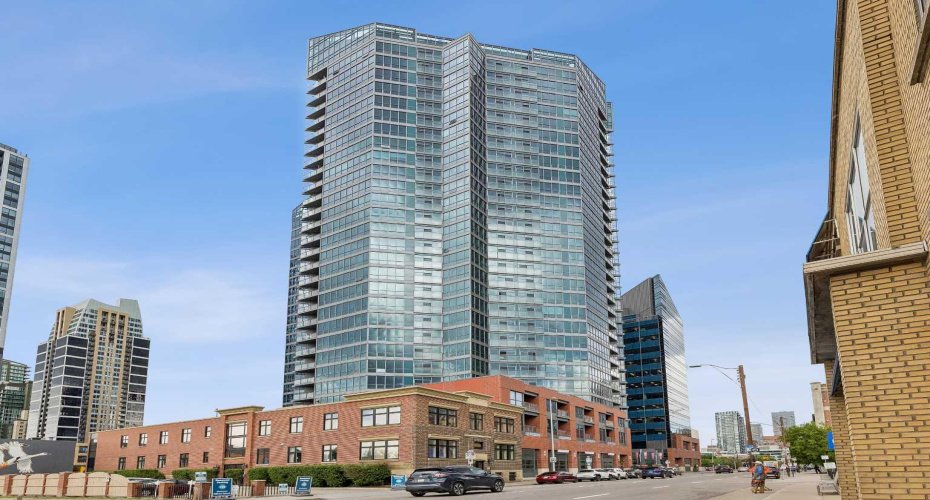 225 11 Avenue, Calgary, Alberta T2G 0G3, 1 Bedroom Bedrooms, ,1 BathroomBathrooms,Residential,For Sale,11,A2328985