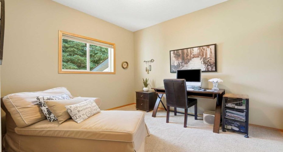 39 West Terrace Crescent, Cochrane, Alberta T4C 1R7, 4 Bedrooms Bedrooms, ,3 BathroomsBathrooms,Residential,For Sale,West Terrace,A2329007