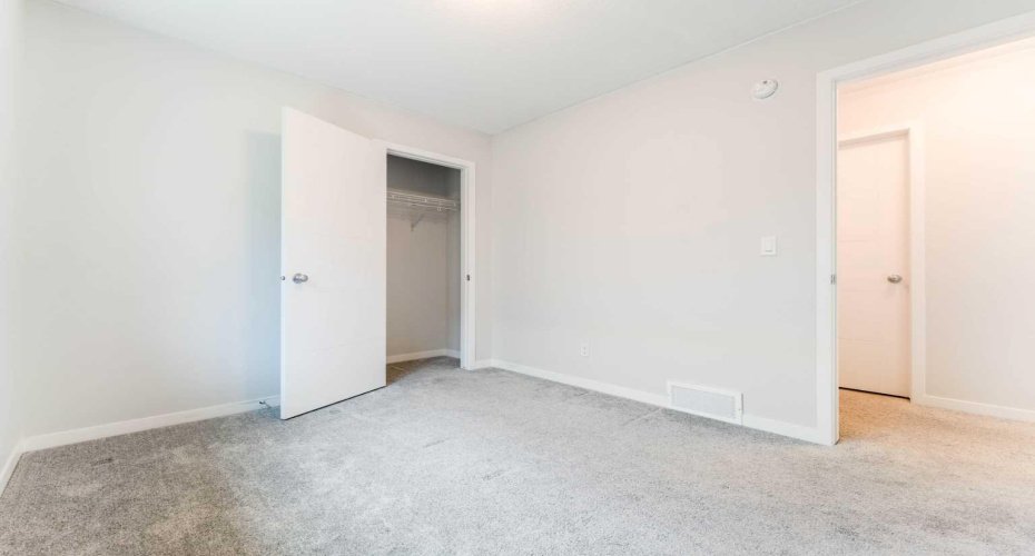 16 West Grove Link, Calgary, Alberta T3H 6E3, 7 Bedrooms Bedrooms, ,4 BathroomsBathrooms,Residential,For Sale,West Grove,A2329009
