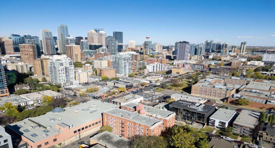804 18 Avenue, Calgary, Alberta T2T0G8, 1 Bedroom Bedrooms, ,1 BathroomBathrooms,Residential,For Sale,18,A2329032