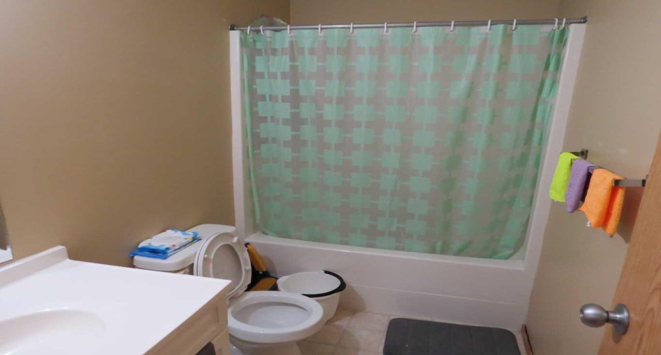 100 Jordan Parkway, Red Deer, Alberta T4P 0B6, 3 Bedrooms Bedrooms, ,1 BathroomBathrooms,Residential,For Sale,Jordan,A2329033