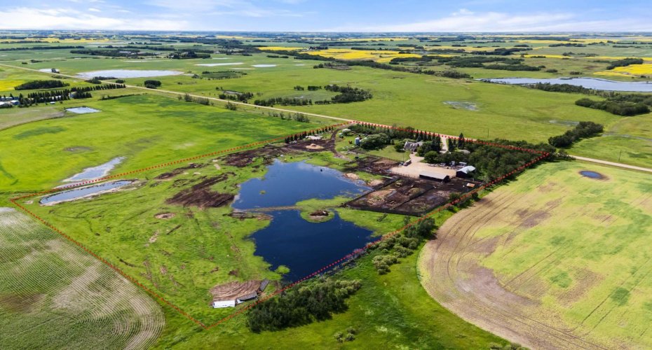 Range Road 194 Range, Rural Camrose County, Alberta t4v 2n1, 3 Bedrooms Bedrooms, ,2 BathroomsBathrooms,Residential,For Sale,194,A2329040