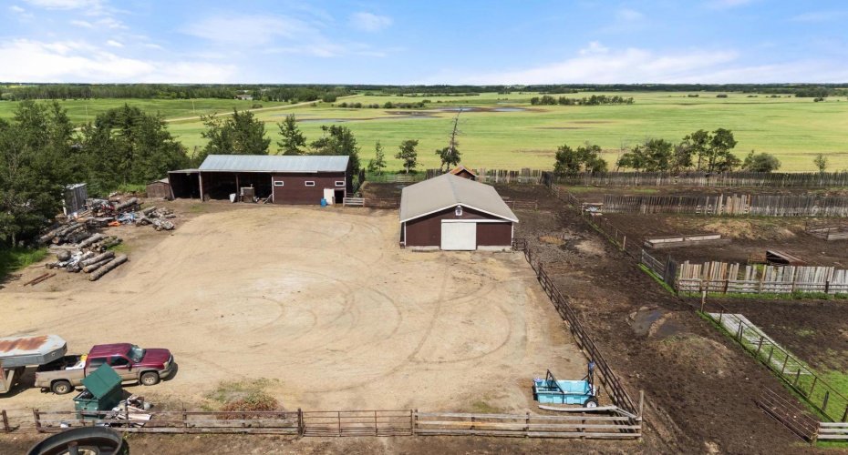 Range Road 194 Range, Rural Camrose County, Alberta t4v 2n1, 3 Bedrooms Bedrooms, ,2 BathroomsBathrooms,Residential,For Sale,194,A2329040