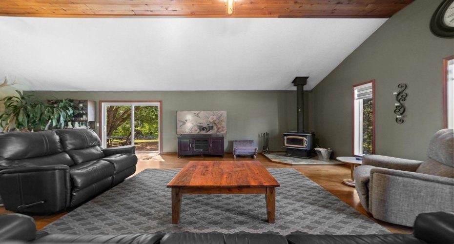 Range Road 194 Range, Rural Camrose County, Alberta t4v 2n1, 3 Bedrooms Bedrooms, ,2 BathroomsBathrooms,Residential,For Sale,194,A2329040