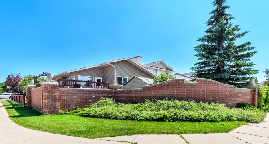 5 Citadel Hills Circle, Calgary, Alberta T3G 3V4, 5 Bedrooms Bedrooms, ,3 BathroomsBathrooms,Residential,For Sale,Citadel Hills,A2329054