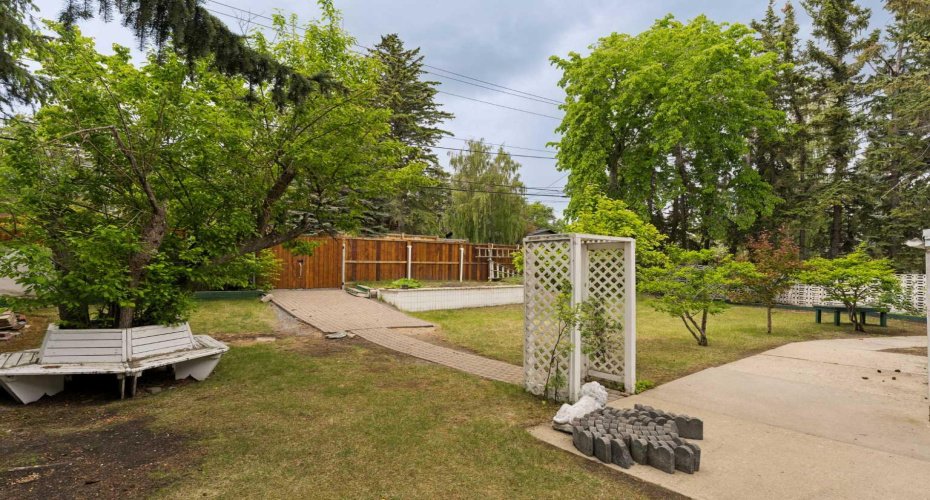 53 Massey Place, Calgary, Alberta T2V 2G6, 6 Bedrooms Bedrooms, ,4 BathroomsBathrooms,Residential,For Sale,Massey,A2329118