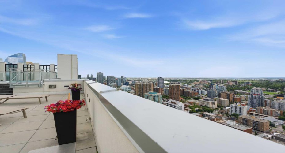 901 10 Avenue, Calgary, Alberta T2R 0B5, 2 Bedrooms Bedrooms, ,2 BathroomsBathrooms,Residential,For Sale,10,A2329167