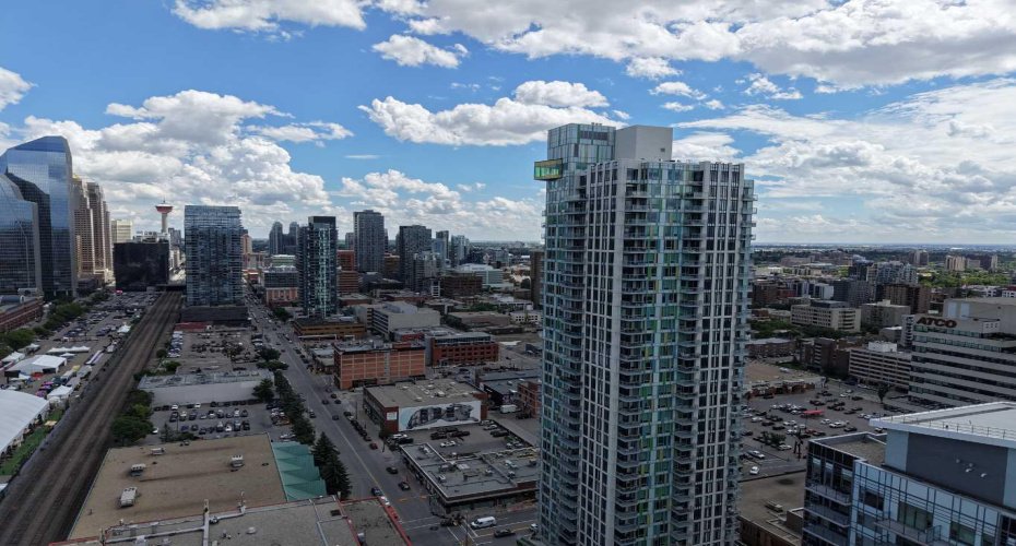 901 10 Avenue, Calgary, Alberta T2R 0B5, 2 Bedrooms Bedrooms, ,2 BathroomsBathrooms,Residential,For Sale,10,A2329167