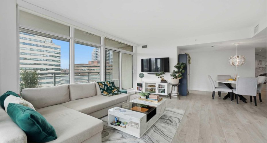 901 10 Avenue, Calgary, Alberta T2R 0B5, 2 Bedrooms Bedrooms, ,2 BathroomsBathrooms,Residential,For Sale,10,A2329167