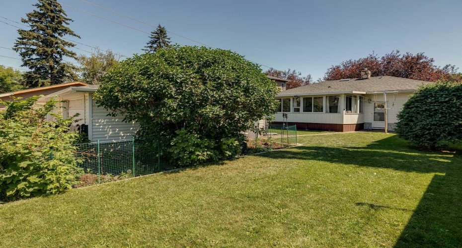 1219 Renfrew Drive, Calgary, Alberta T2E 5J3, 3 Bedrooms Bedrooms, ,2 BathroomsBathrooms,Residential,For Sale,Renfrew,A2329197