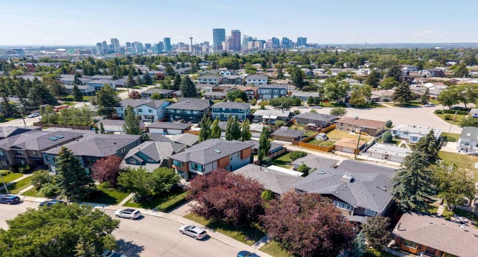 1219 Renfrew Drive, Calgary, Alberta T2E 5J3, 3 Bedrooms Bedrooms, ,2 BathroomsBathrooms,Residential,For Sale,Renfrew,A2329197