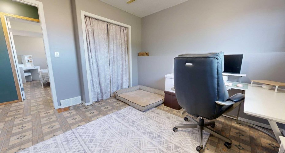 10111 98A Street, Sexsmith, Alberta T0H 3C0, 4 Bedrooms Bedrooms, ,3 BathroomsBathrooms,Residential,For Sale,98A,A2329200