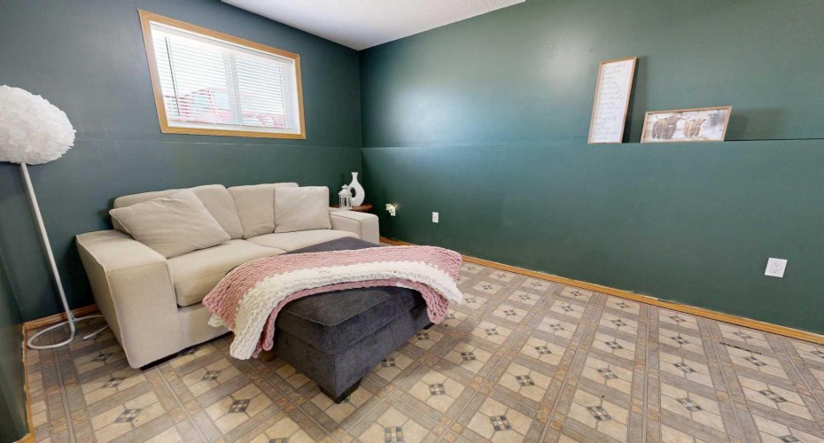 10111 98A Street, Sexsmith, Alberta T0H 3C0, 4 Bedrooms Bedrooms, ,3 BathroomsBathrooms,Residential,For Sale,98A,A2329200